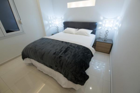 WHITE LUX APARTMENT FOR 2 vipgreece